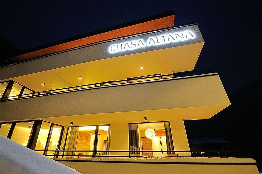 이스크글 Chasa Altana 아파트 외부 사진